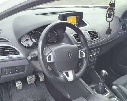 Білий Рено Меган, об'ємом двигуна 1.5 л та пробігом 238 тис. км за 8900 $, фото 18 на Automoto.ua