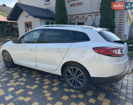 Белый Рено Меган, объемом двигателя 1.6 л и пробегом 208 тыс. км за 8800 $, фото 8 на Automoto.ua