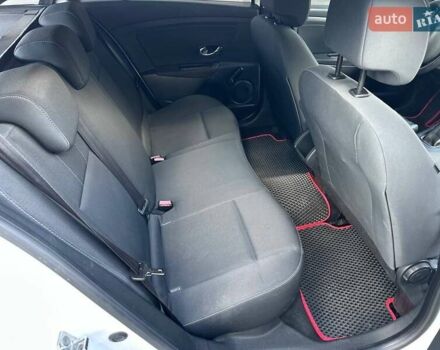 Білий Рено Меган, об'ємом двигуна 1.6 л та пробігом 98 тис. км за 8000 $, фото 8 на Automoto.ua
