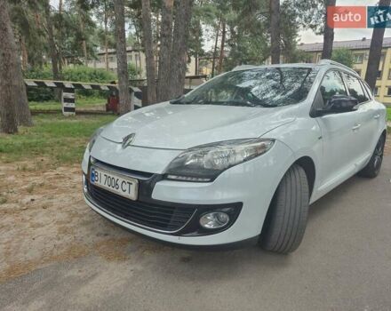 Білий Рено Меган, об'ємом двигуна 1.46 л та пробігом 270 тис. км за 8900 $, фото 1 на Automoto.ua