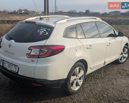 Білий Рено Меган, об'ємом двигуна 1.46 л та пробігом 261 тис. км за 7800 $, фото 5 на Automoto.ua