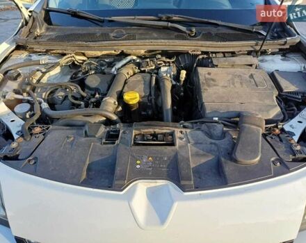 Белый Рено Меган, объемом двигателя 1.5 л и пробегом 271 тыс. км за 8000 $, фото 9 на Automoto.ua
