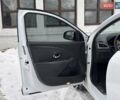 Білий Рено Меган, об'ємом двигуна 1.46 л та пробігом 265 тис. км за 6499 $, фото 33 на Automoto.ua