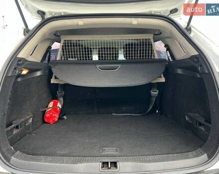 Белый Рено Меган, объемом двигателя 1.5 л и пробегом 240 тыс. км за 8190 $, фото 37 на Automoto.ua