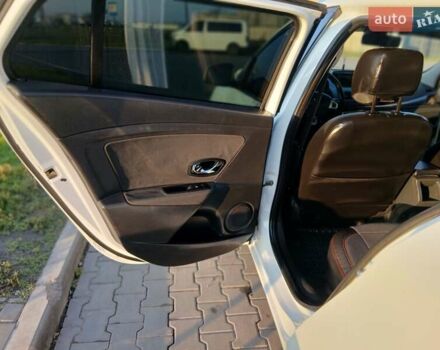 Білий Рено Меган, об'ємом двигуна 1.5 л та пробігом 297 тис. км за 7500 $, фото 10 на Automoto.ua