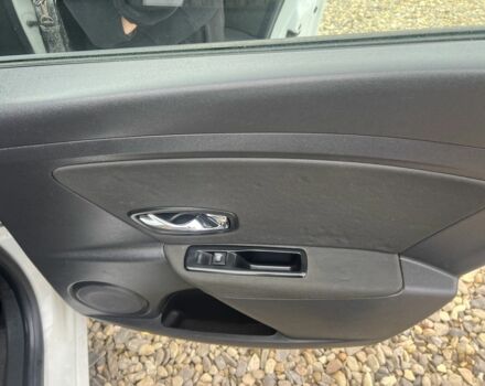 Белый Рено Меган, объемом двигателя 1.5 л и пробегом 255 тыс. км за 6599 $, фото 17 на Automoto.ua