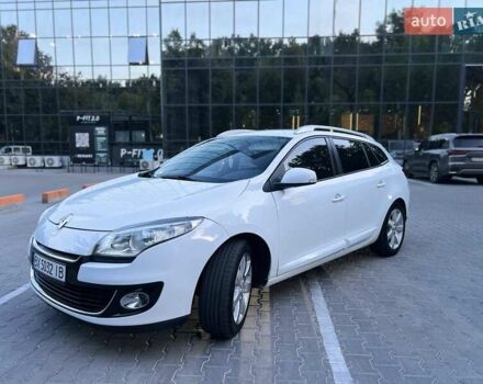 Белый Рено Меган, объемом двигателя 1.5 л и пробегом 260 тыс. км за 6999 $, фото 4 на Automoto.ua