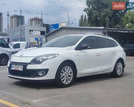 Белый Рено Меган, объемом двигателя 1.46 л и пробегом 266 тыс. км за 8000 $, фото 4 на Automoto.ua