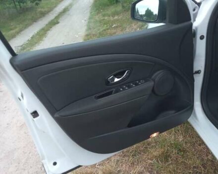 Белый Рено Меган, объемом двигателя 1.5 л и пробегом 200 тыс. км за 7600 $, фото 9 на Automoto.ua