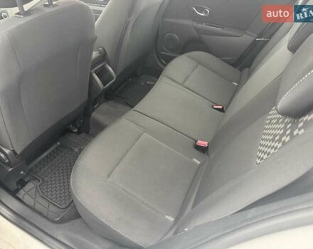 Білий Рено Меган, об'ємом двигуна 1.46 л та пробігом 240 тис. км за 6000 $, фото 14 на Automoto.ua