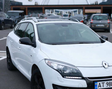 Рено Меган 2012 в Калуше на Automoto.ua Белый Рено Меган, объемом двигателя 1.5 л и пробегом 315 тыс. км за 8499 $, фото 1 на Automoto.ua