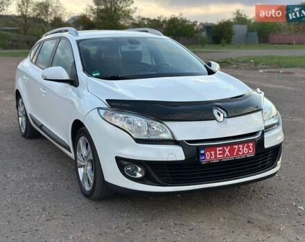 Білий Рено Меган, об'ємом двигуна 1.6 л та пробігом 252 тис. км за 7500 $, фото 1 на Automoto.ua