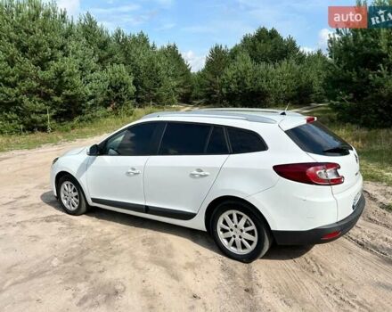 Белый Рено Меган, объемом двигателя 1.5 л и пробегом 287 тыс. км за 6999 $, фото 1 на Automoto.ua