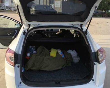 Білий Рено Меган, об'ємом двигуна 1.6 л та пробігом 201 тис. км за 8500 $, фото 2 на Automoto.ua