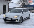 Білий Рено Меган, об'ємом двигуна 1.46 л та пробігом 265 тис. км за 6499 $, фото 1 на Automoto.ua