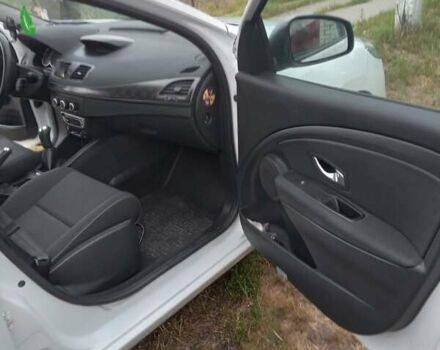 Белый Рено Меган, объемом двигателя 1.5 л и пробегом 200 тыс. км за 7600 $, фото 15 на Automoto.ua