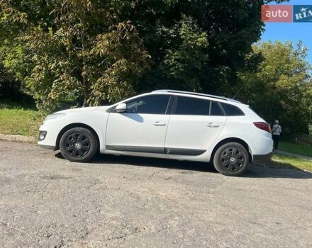 Білий Рено Меган, об'ємом двигуна 1.46 л та пробігом 255 тис. км за 7400 $, фото 11 на Automoto.ua