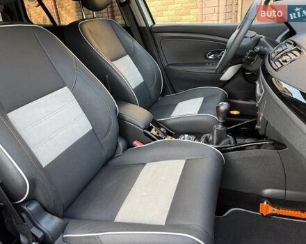 Белый Рено Меган, объемом двигателя 1.5 л и пробегом 225 тыс. км за 7699 $, фото 128 на Automoto.ua