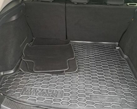 Білий Рено Меган, об'ємом двигуна 1.5 л та пробігом 278 тис. км за 7200 $, фото 7 на Automoto.ua