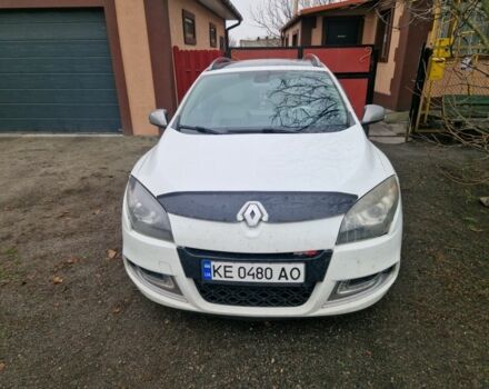 Белый Рено Меган, объемом двигателя 1.5 л и пробегом 327 тыс. км за 8000 $, фото 5 на Automoto.ua
