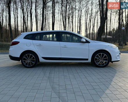 Белый Рено Меган, объемом двигателя 1.5 л и пробегом 257 тыс. км за 7200 $, фото 3 на Automoto.ua