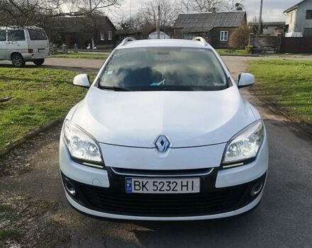 Білий Рено Меган, об'ємом двигуна 1.5 л та пробігом 240 тис. км за 7650 $, фото 1 на Automoto.ua