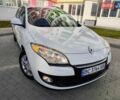 Білий Рено Меган, об'ємом двигуна 1.46 л та пробігом 250 тис. км за 6999 $, фото 1 на Automoto.ua