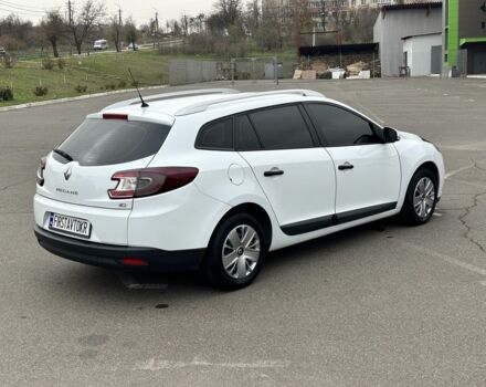 Белый Рено Меган, объемом двигателя 1.5 л и пробегом 231 тыс. км за 6500 $, фото 2 на Automoto.ua