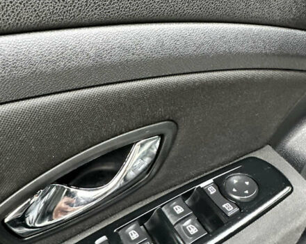 Белый Рено Меган, объемом двигателя 1.5 л и пробегом 231 тыс. км за 6800 $, фото 14 на Automoto.ua