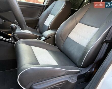 Белый Рено Меган, объемом двигателя 1.5 л и пробегом 225 тыс. км за 7699 $, фото 158 на Automoto.ua