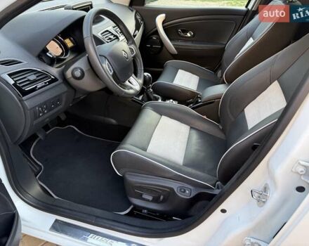 Белый Рено Меган, объемом двигателя 1.5 л и пробегом 225 тыс. км за 7699 $, фото 162 на Automoto.ua