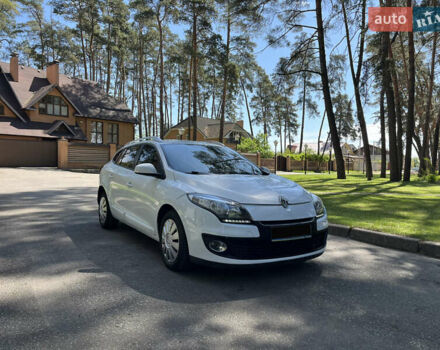 Білий Рено Меган, об'ємом двигуна 1.5 л та пробігом 210 тис. км за 6200 $, фото 2 на Automoto.ua