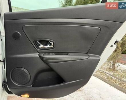 Білий Рено Меган, об'ємом двигуна 1.5 л та пробігом 228 тис. км за 8999 $, фото 141 на Automoto.ua