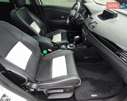 Белый Рено Меган, объемом двигателя 1.46 л и пробегом 266 тыс. км за 8000 $, фото 21 на Automoto.ua