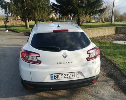 Білий Рено Меган, об'ємом двигуна 1.5 л та пробігом 240 тис. км за 7650 $, фото 4 на Automoto.ua