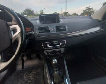 Белый Рено Меган, объемом двигателя 1.5 л и пробегом 292 тыс. км за 7800 $, фото 5 на Automoto.ua