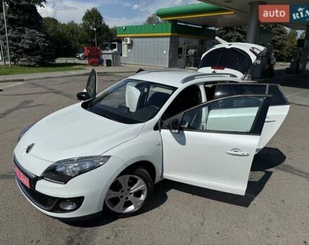 Белый Рено Меган, объемом двигателя 1.5 л и пробегом 225 тыс. км за 7699 $, фото 75 на Automoto.ua