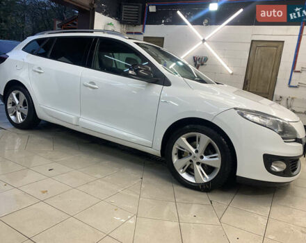 Білий Рено Меган, об'ємом двигуна 1.46 л та пробігом 269 тис. км за 8000 $, фото 24 на Automoto.ua