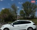 Белый Рено Меган, объемом двигателя 1.46 л и пробегом 288 тыс. км за 7199 $, фото 3 на Automoto.ua