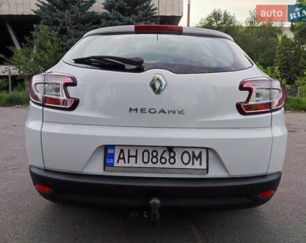 Белый Рено Меган, объемом двигателя 1.6 л и пробегом 212 тыс. км за 8500 $, фото 4 на Automoto.ua