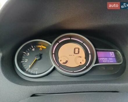 Белый Рено Меган, объемом двигателя 1.5 л и пробегом 216 тыс. км за 7800 $, фото 38 на Automoto.ua