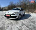 Белый Рено Меган, объемом двигателя 1.6 л и пробегом 98 тыс. км за 7800 $, фото 12 на Automoto.ua