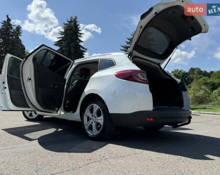 Белый Рено Меган, объемом двигателя 1.5 л и пробегом 225 тыс. км за 7699 $, фото 69 на Automoto.ua