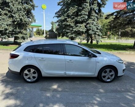 Белый Рено Меган, объемом двигателя 1.5 л и пробегом 225 тыс. км за 7699 $, фото 112 на Automoto.ua