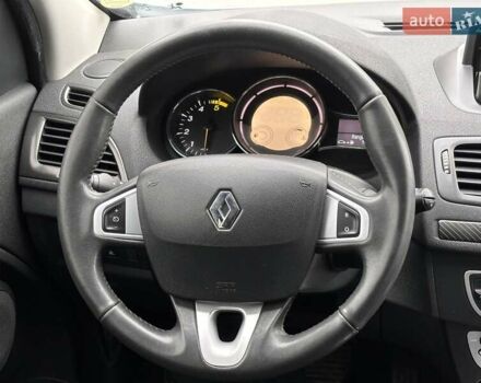 Білий Рено Меган, об'ємом двигуна 1.46 л та пробігом 265 тис. км за 6990 $, фото 64 на Automoto.ua