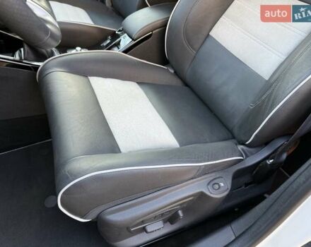 Белый Рено Меган, объемом двигателя 1.5 л и пробегом 225 тыс. км за 7699 $, фото 160 на Automoto.ua