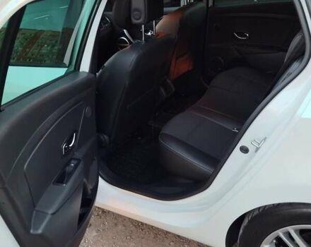 Білий Рено Меган, об'ємом двигуна 1.5 л та пробігом 250 тис. км за 9300 $, фото 13 на Automoto.ua