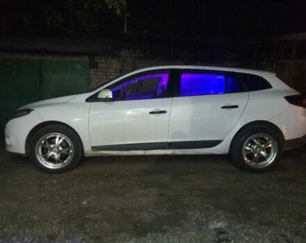 Белый Рено Меган, объемом двигателя 2 л и пробегом 266 тыс. км за 5600 $, фото 5 на Automoto.ua