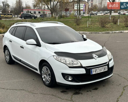 Белый Рено Меган, объемом двигателя 1.5 л и пробегом 231 тыс. км за 6800 $, фото 6 на Automoto.ua