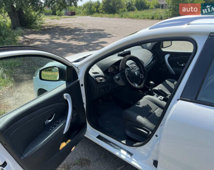 Белый Рено Меган, объемом двигателя 1.4 л и пробегом 191 тыс. км за 8500 $, фото 10 на Automoto.ua
